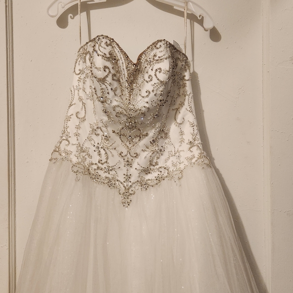 Elegant White and Gold Beaded Bodice David's Bridal Strapless Wedding Dress